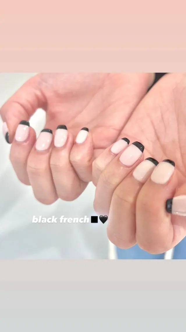 ネイル フレンチネイル ハンドネイル 🎀チーク/ちゅるん 🫧chisa🎀のネイルデザイン