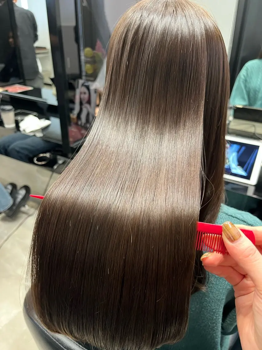 カラー 大森 万紘のヘアスタイル