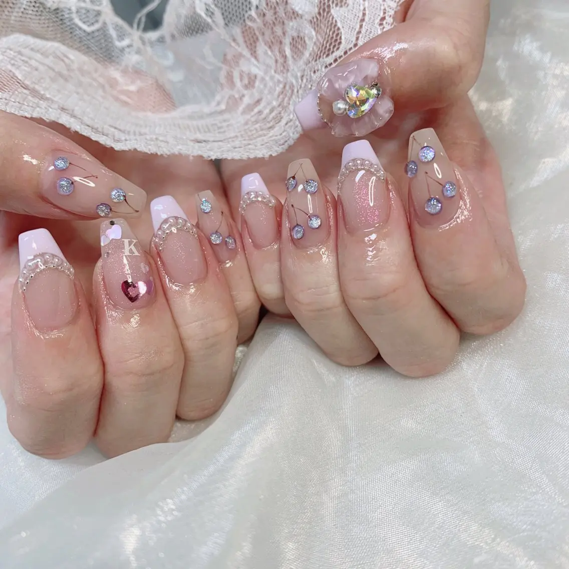 ネイル リボン ハンドネイル La neige* yuki 🐩🌙のネイルデザイン