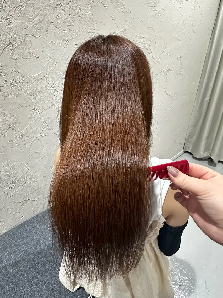 ロング カラー カット 縮毛矯正 トリートメント 【髪質改善】 夏目結以のヘアスタイル