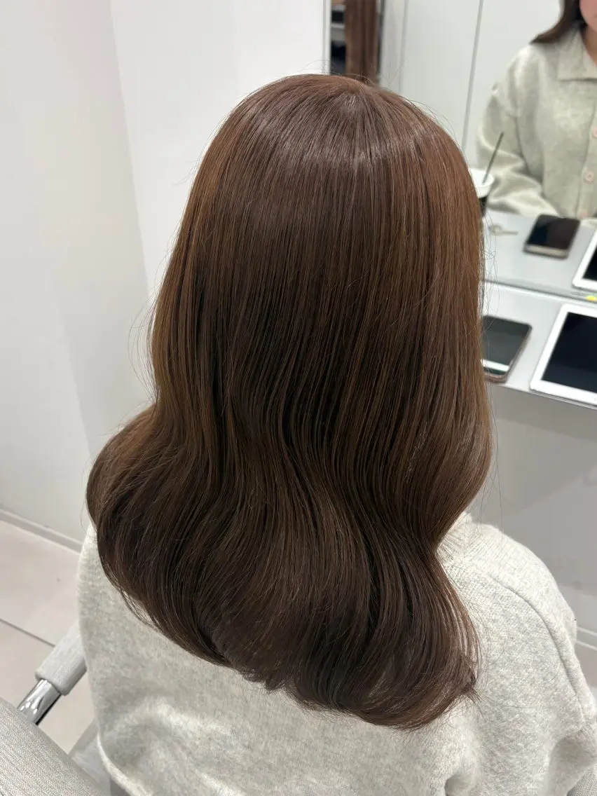 セミロング 透明感color♡ Ibukiのヘアスタイル