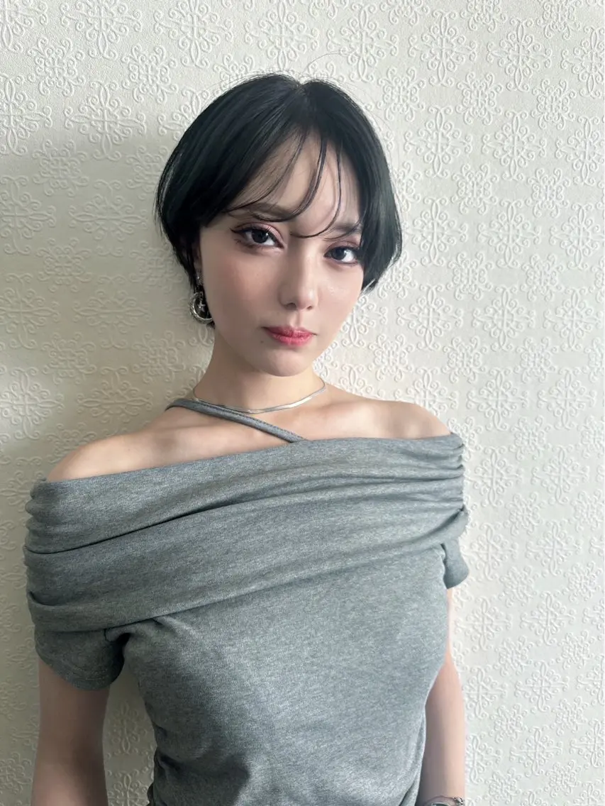 ショート アッシュ ショートヘア 渋谷の小さな美容室 🫧🪽愛子のヘアスタイル