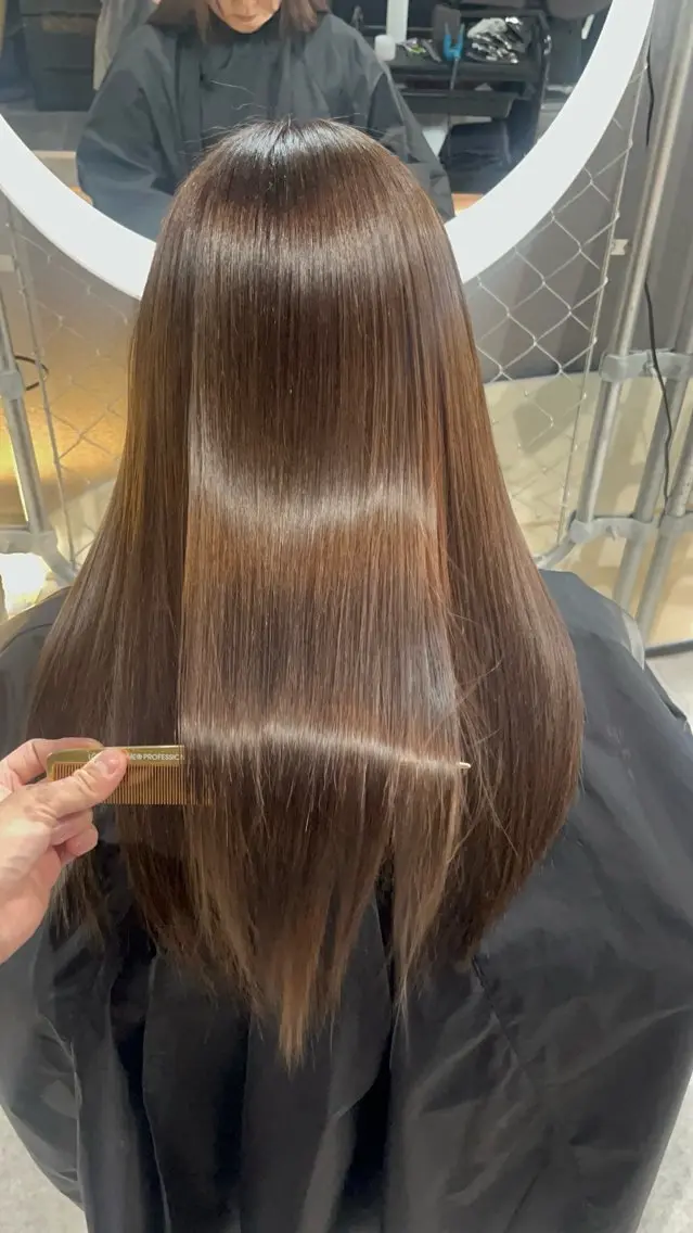セミロング 縮毛矯正 トリートメント CoCooN TAKUMAのヘアスタイル