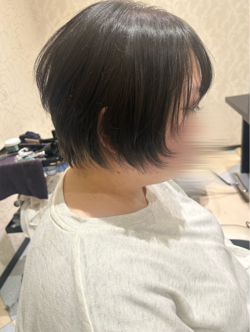 ショート 靍田 楓華のヘアスタイル