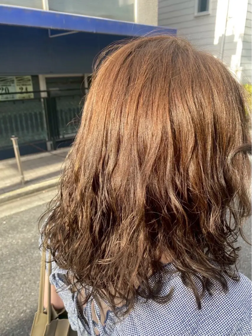 ミディアム パーマ ラゾアミスタ🕊 さとう ななほのヘアスタイル