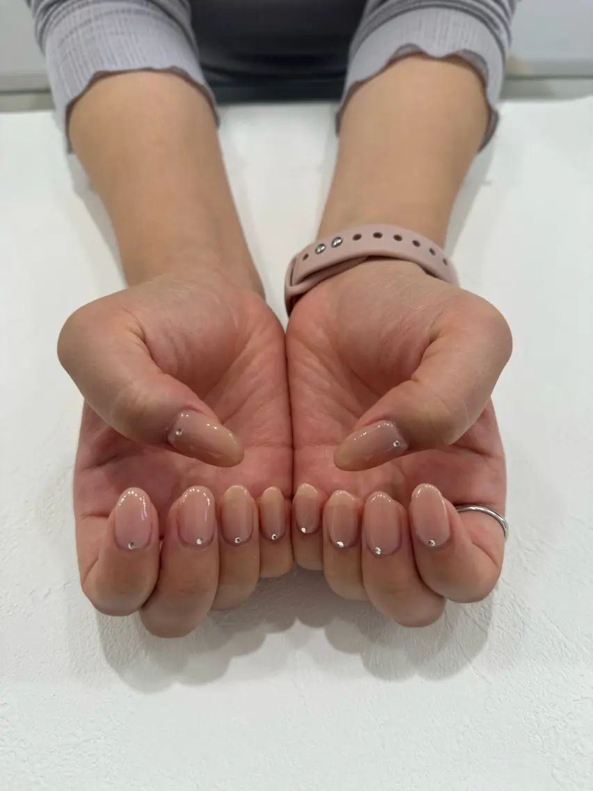ネイル ワンカラーネイル 🫧RISA🫧 énn |四条烏丸のネイルデザイン