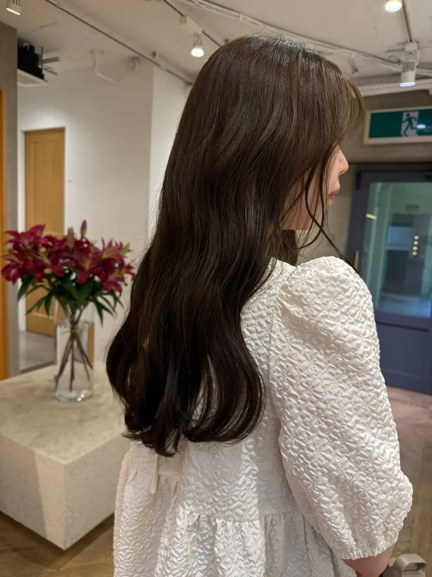 ロング 透明感カラー 🎀エリコ🌈のヘアスタイル