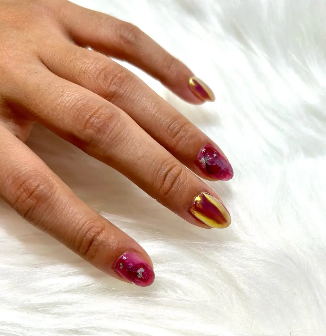 ネイル オーロラネイル 大理石ネイル(マーブル) ミラーネイル 頑張る女性の味方✴︎ M.i nail ♡のネイルデザイン