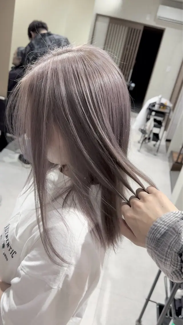 セミロング カラー ハイトーンカラー 遠藤惟斗/自由が丘/ 透明感カラー/パーマのヘアスタイル