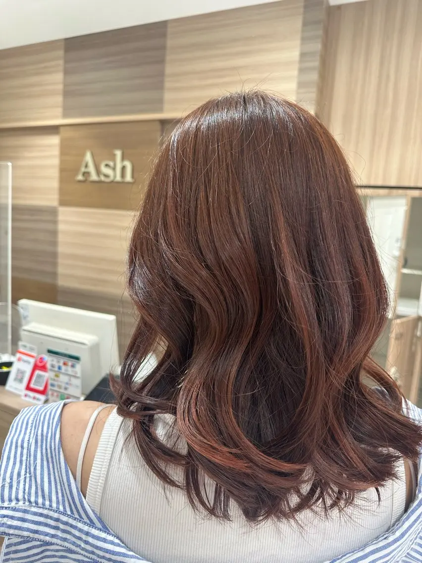 ミディアム カラー ブリーチ ブラウンカラー ヘアカラー 💐 中川 美怜 💐のヘアスタイル