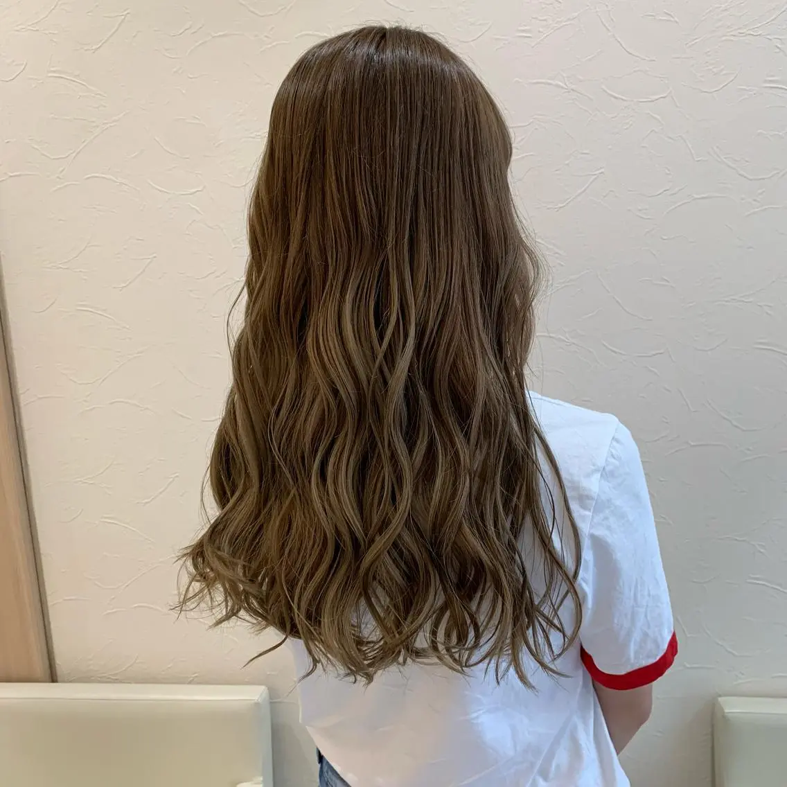 ロング カラー ヘアカラー トリートメント 店長ハイトーンカラー 柞山史奈のヘアスタイル