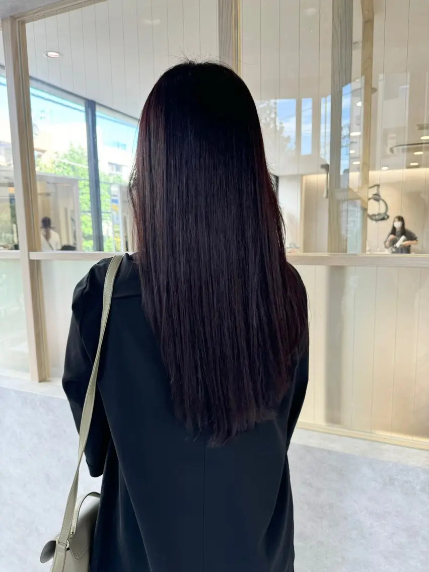 ロング outil mireiのヘアスタイル