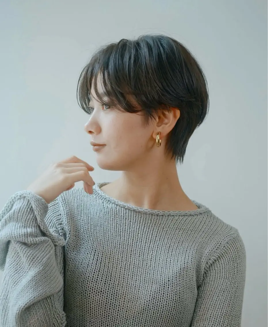 ショート 稲毛田 楓のヘアスタイル