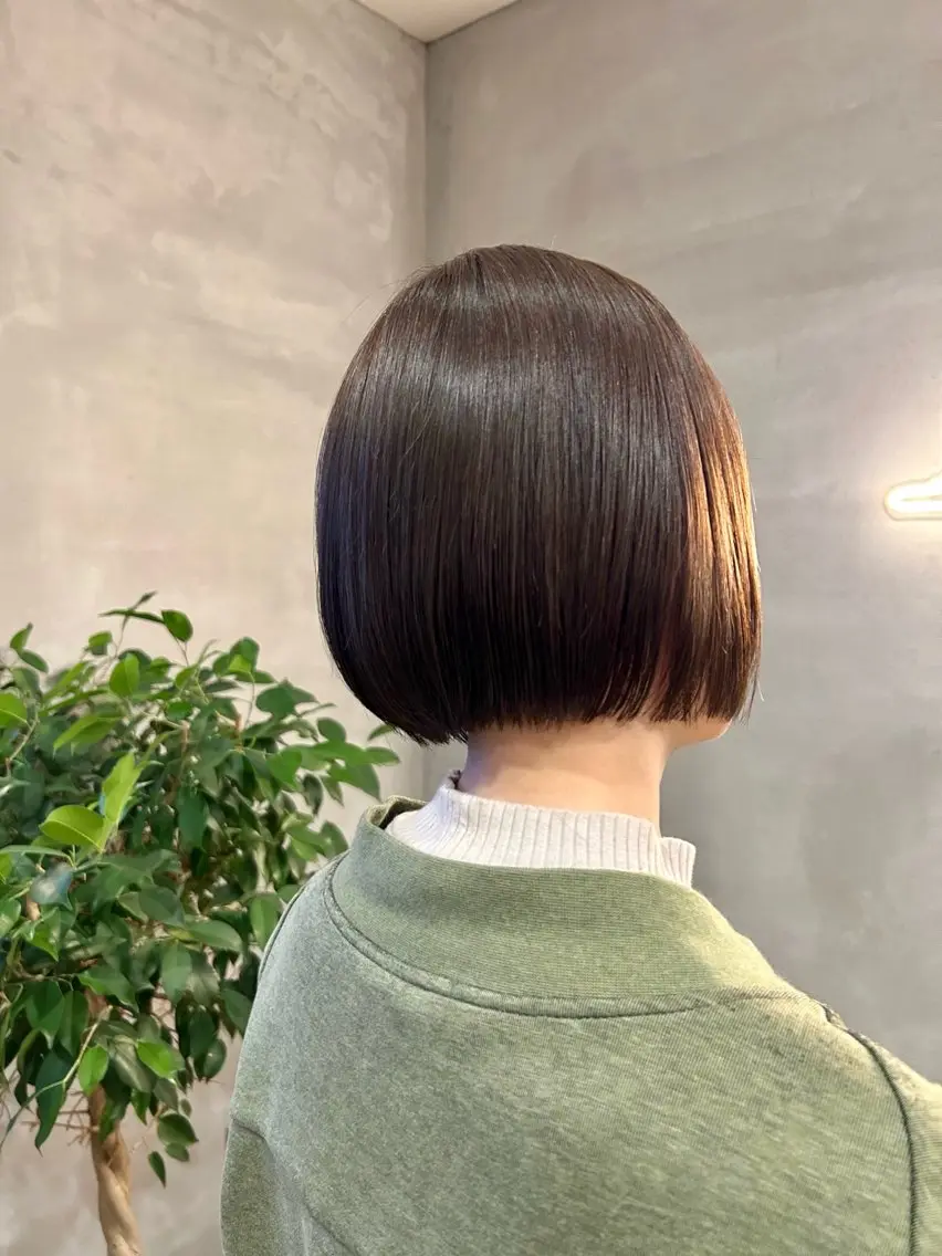 ショート カラー ブリーチ ブラウンカラー ブリーチなしカラー ボブ hale airiのヘアスタイル