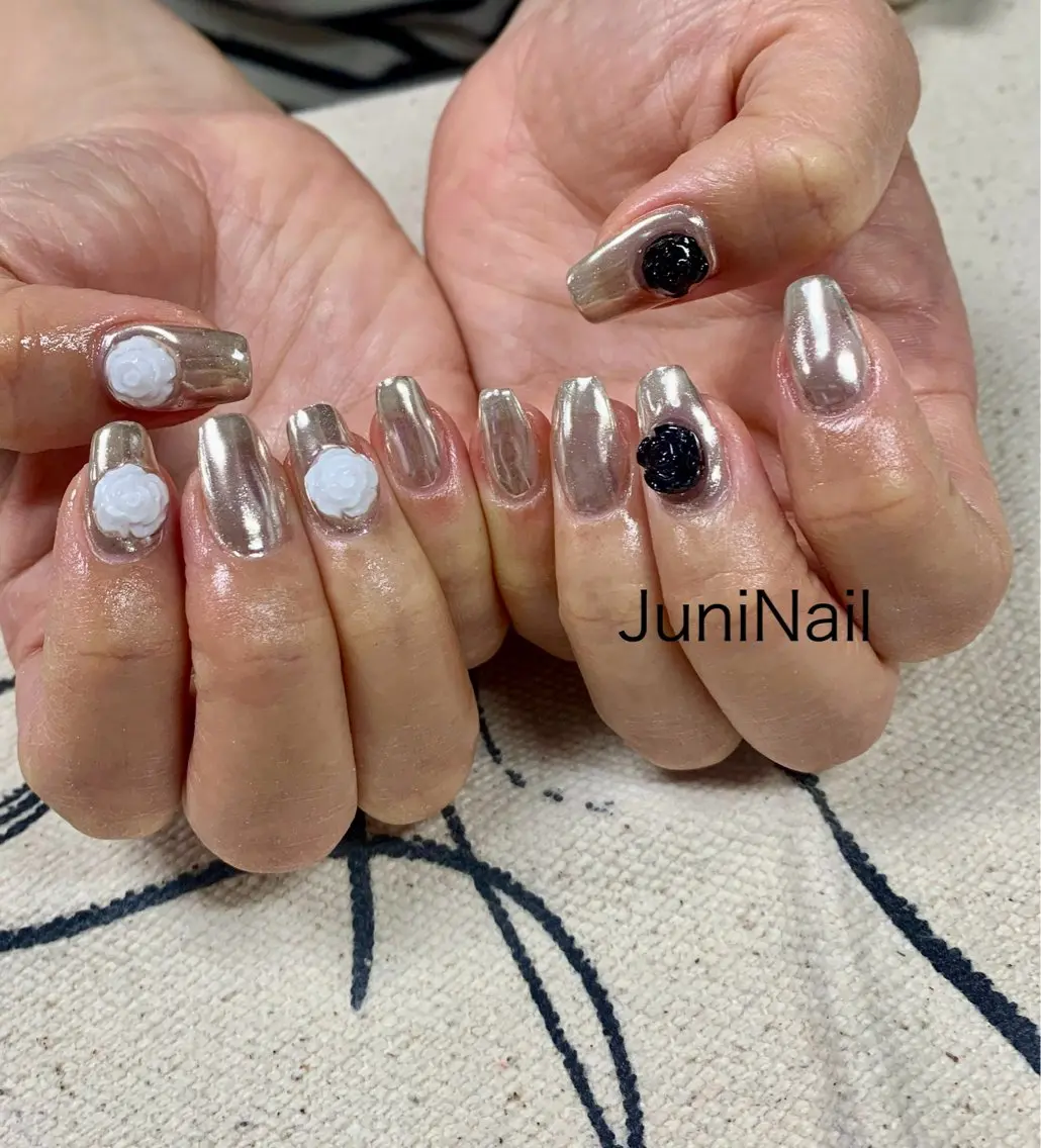 ネイル クリアネイル 成人式 氷ネイル・うるうるネイル 韓国ネイル ミラーネイル ハンドネイル JuniNail 주니네일🇰🇷suのネイルデザイン