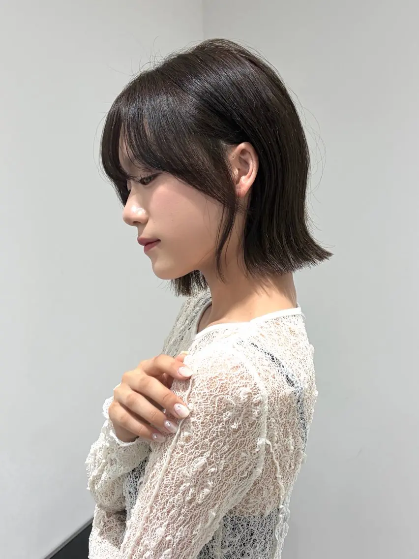 【⭐️抜け感たっぷり⭐️】前髪カット+ケアカラー+3stepトリートメントの写真