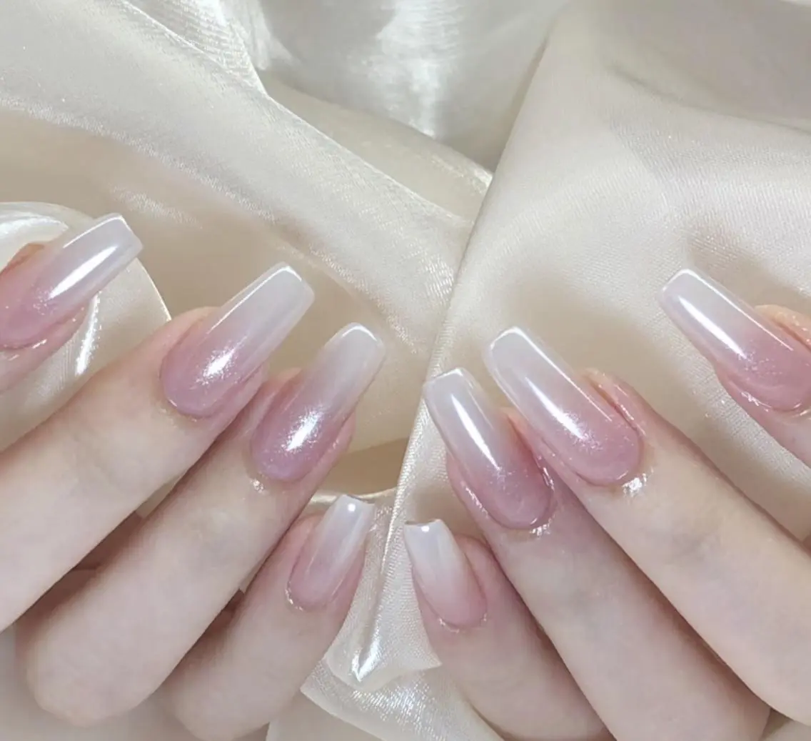 ネイル ハンドネイル 🎀 Ayaka_nailのネイルデザイン
