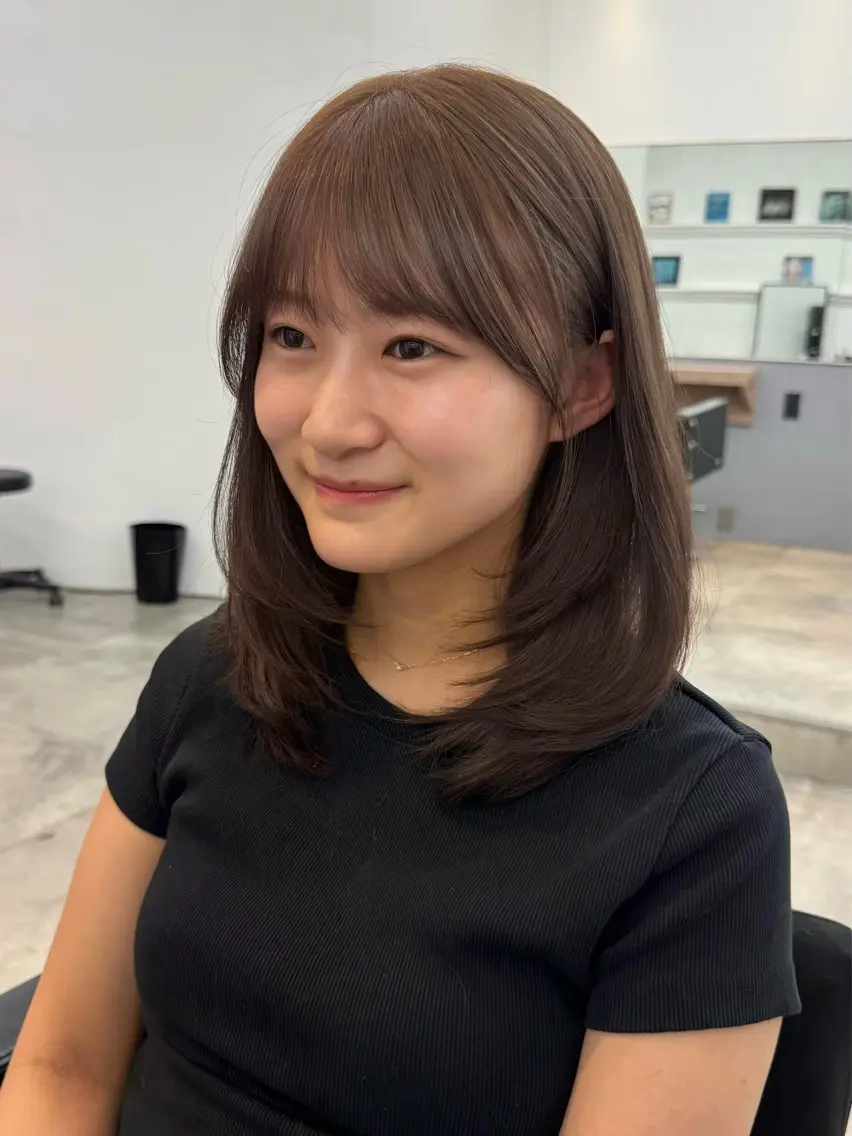 ミディアム カラー ミディアムレイヤー 透明感カラー グレージュ レイヤーカット カット ヘアカラー トリートメント レイヤー🩰髪質改善 /透明感/kanaのヘアスタイル