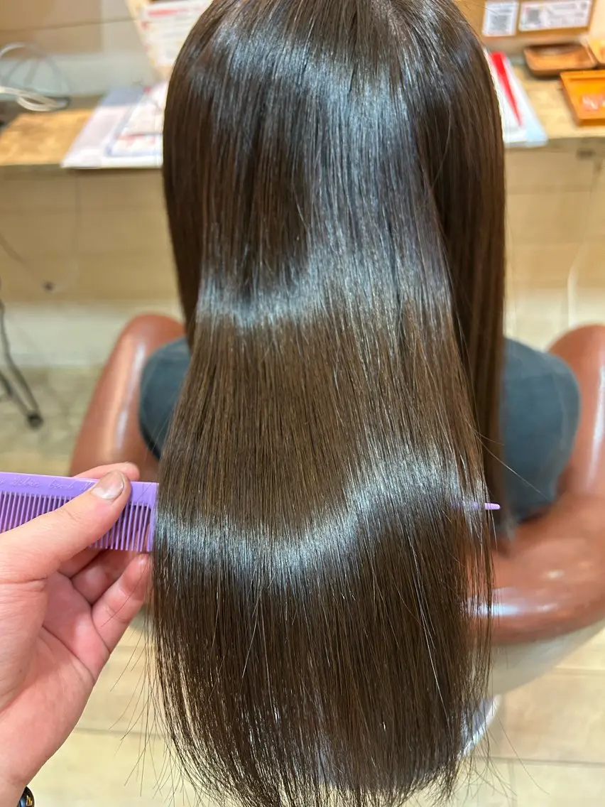セミロング な おのヘアスタイル