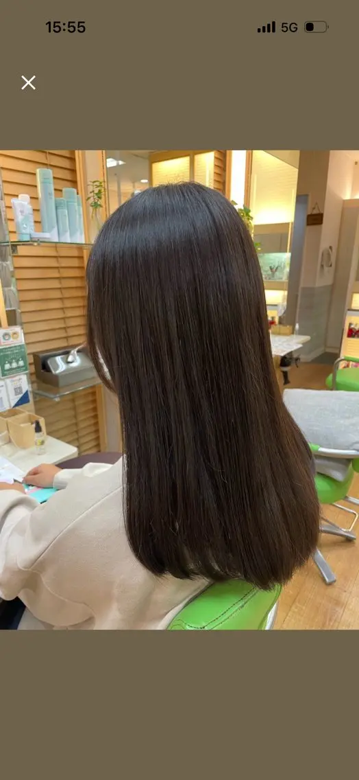 セミロング カット 植野 陽菜のヘアスタイル