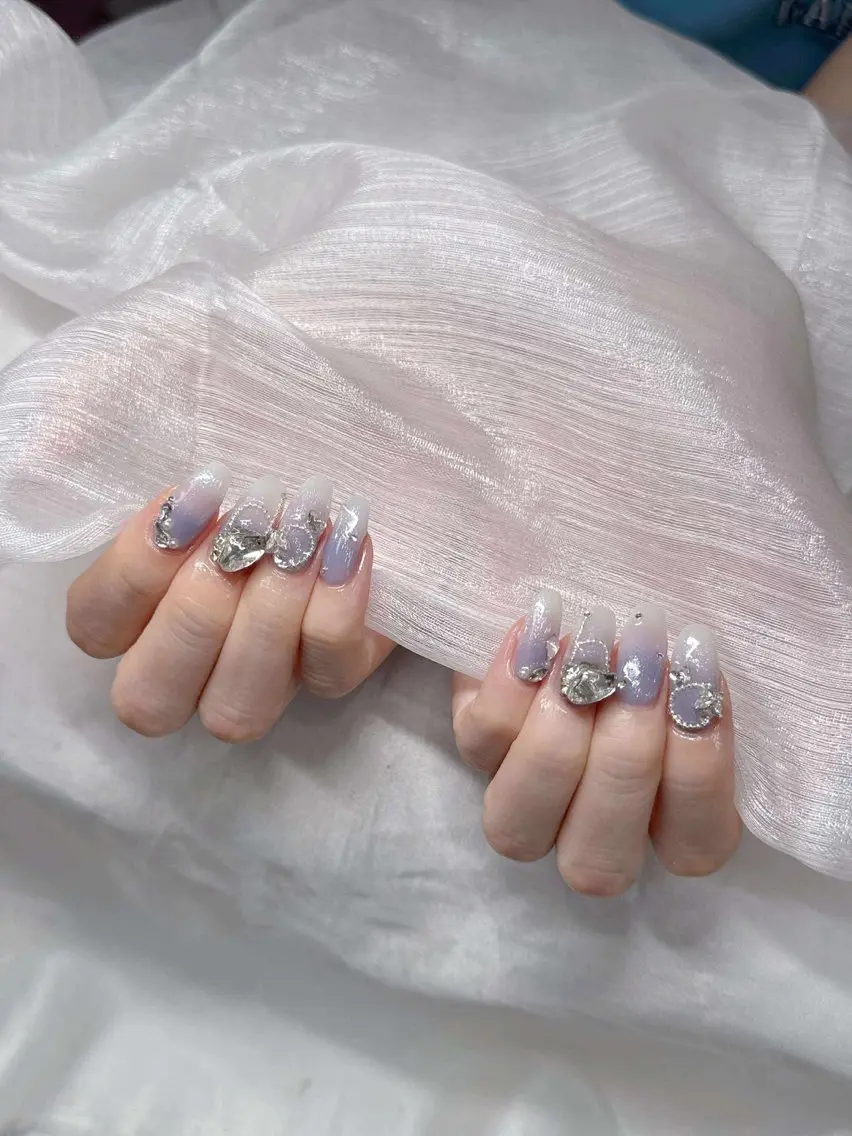ネイル ハンドネイル Lee Nailsのネイルデザイン