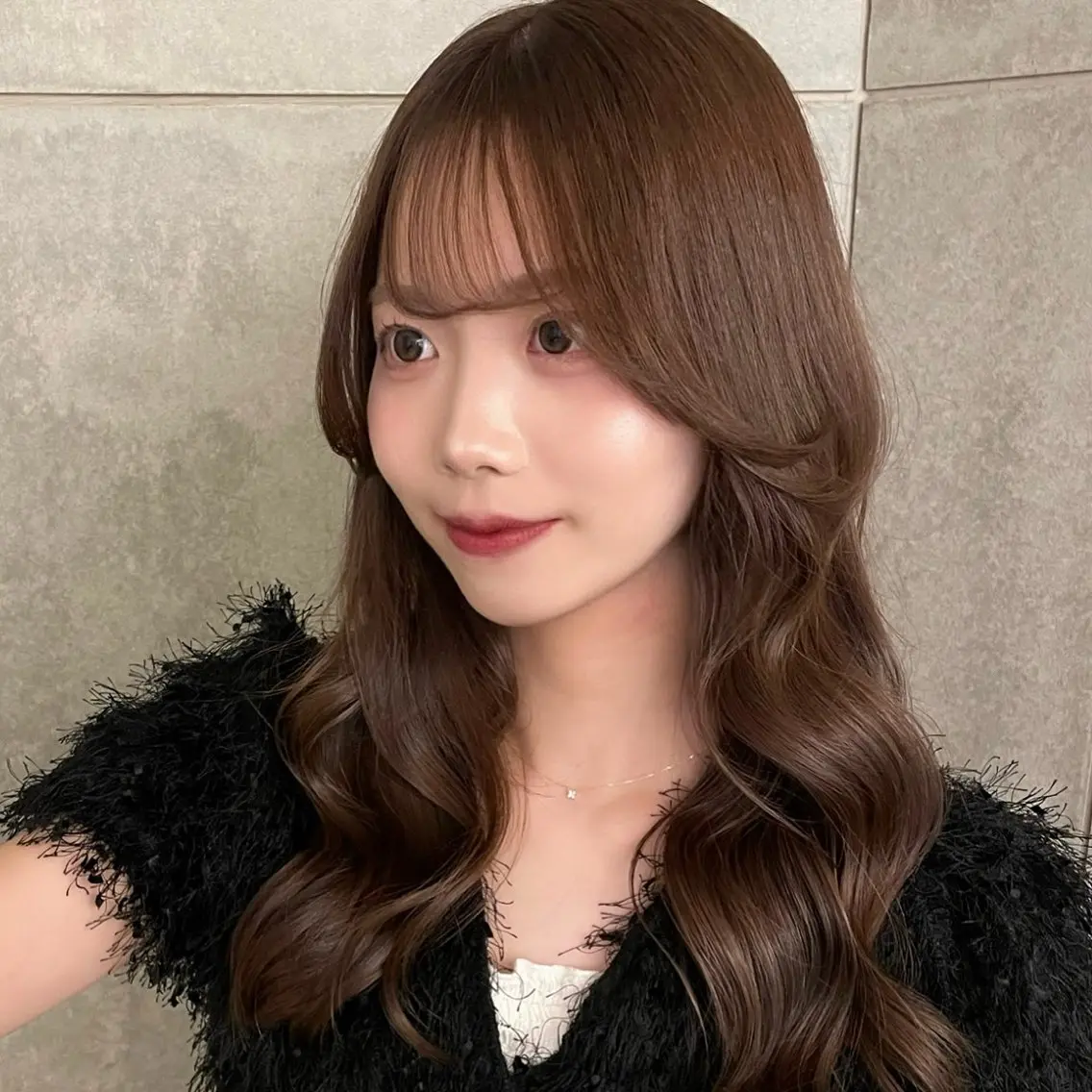 ロング カラー ブラウンカラー チョコレートブラウン 石崎 はるかのヘアスタイル