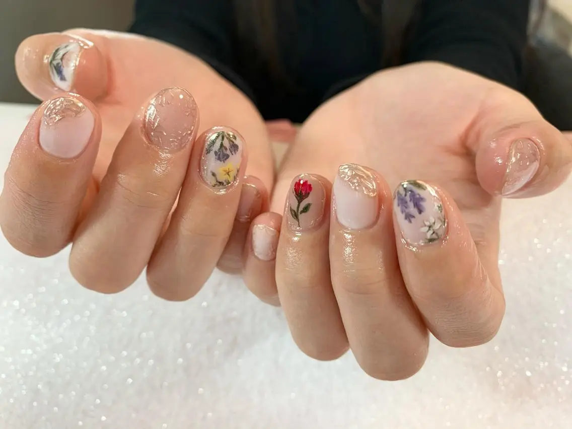 ネイル ハンドネイル 手塚 里奈のネイルデザイン