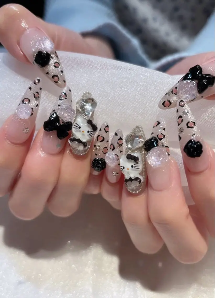 ネイル ハンドネイル NiJi Nailsのネイルデザイン