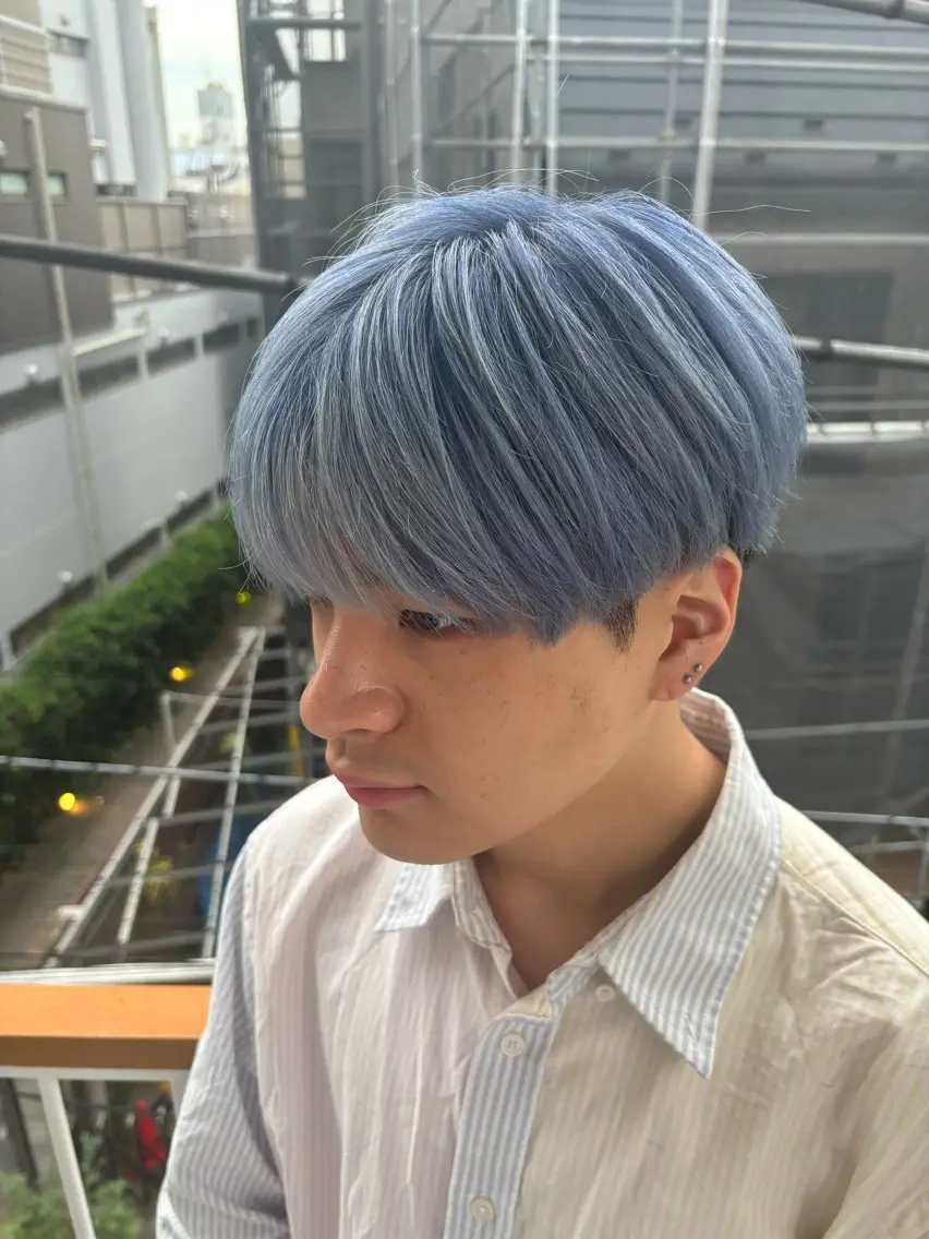 カラー メンズ メンズブリーチ フェードカット メンズハイライト メンズインナーカラー メンズ韓国風 メンズ特化✨️ 韓国風パーマ🔥一八のヘアスタイル