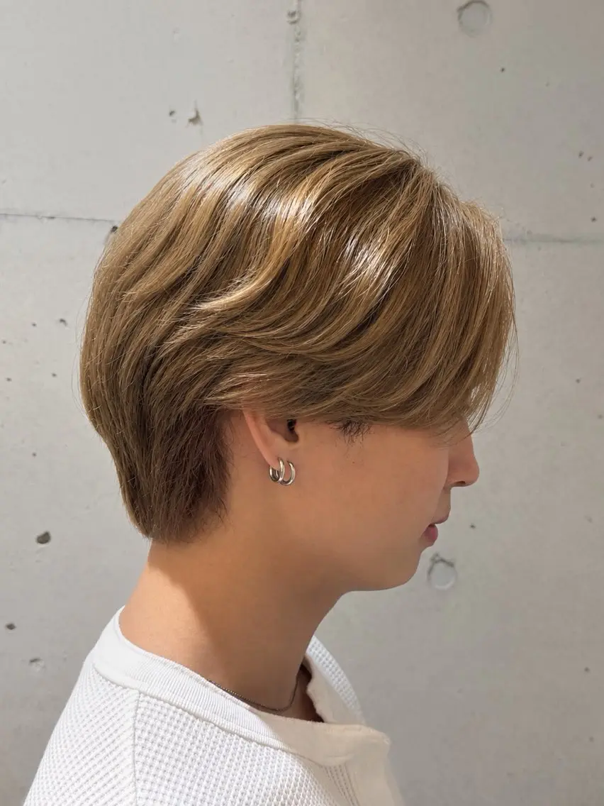 カラー メンズ ヘアカラー トリートメント ハイトーン/ボブ/ 外国人風🦖mahoのヘアスタイル