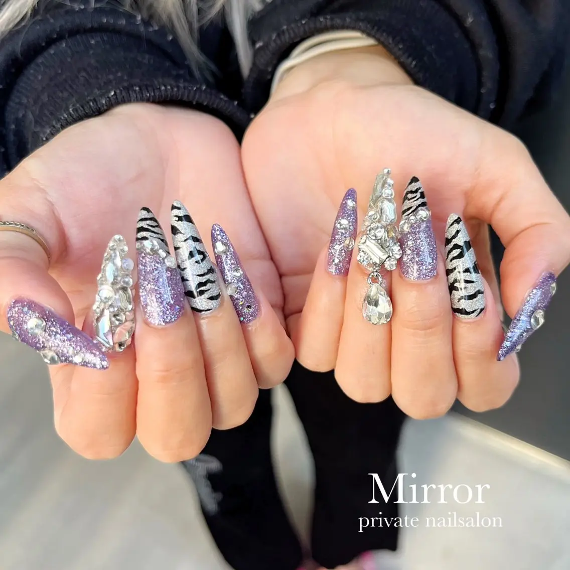 ネイル アニマル柄 ハンドネイル nailsalon Mirrorのネイルデザイン