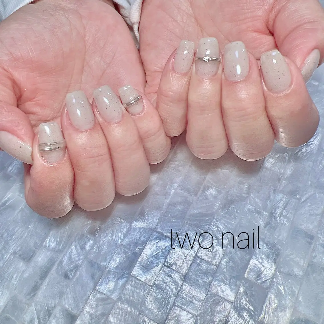 ネイル アートネイル ネイルチップ ホワイト ハンドネイル two nailのネイルデザイン