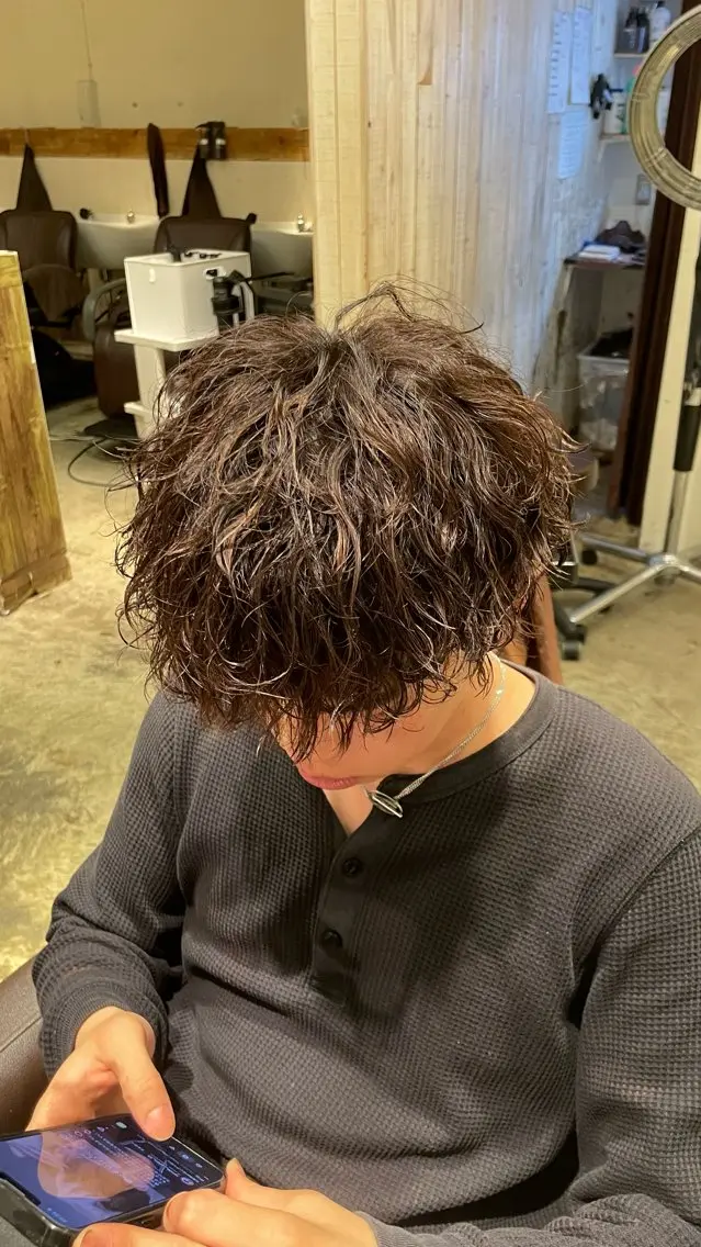 パーマ カット パーマ メンズパーマ職人✨ 🔥荷宮蓉太🔥のヘアスタイル