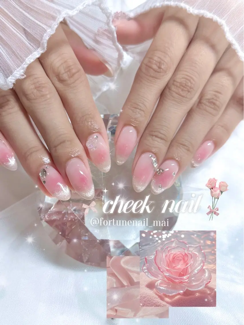 ネイル チークネイル マグネットネイル ハンドネイル 🎀Mai 🎀のネイルデザイン