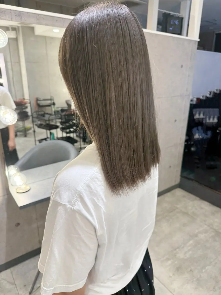 ミディアム ヘアカラー トリートメント Noe心斎橋 堀田 朋宏のヘアスタイル