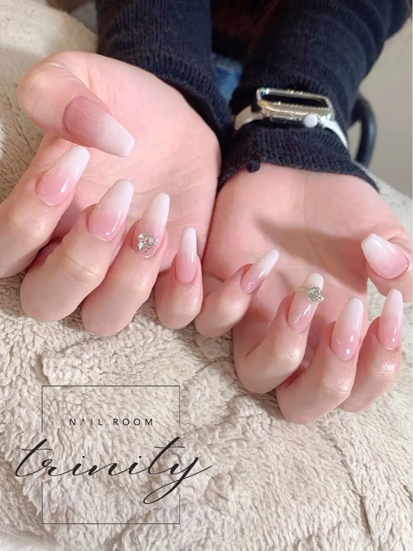 ネイル ハンドネイル Trinity staffのネイルデザイン