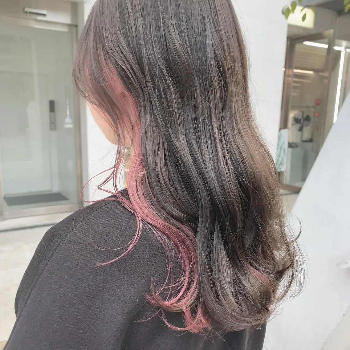 ロング カラー ハイトーンボブ 前田 表参道　グレージュのヘアスタイル