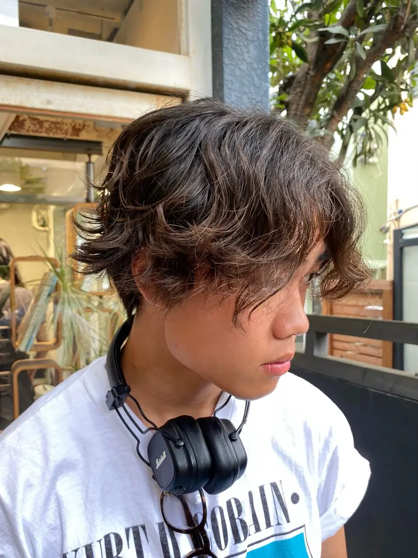 ミディアム パーマ メンズ ミディアムパーマ メンズパーマ ニュアンスパーマ カット パーマ ♤メンズ✖️パーマ♧ 第十 和博のヘアスタイル