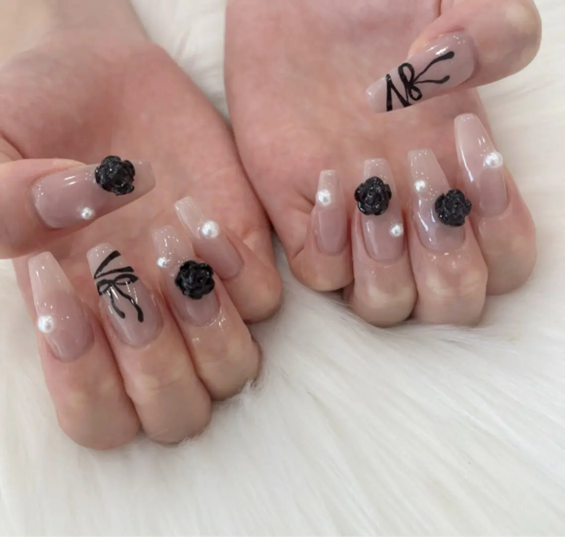 ネイル 長さ出し フットネイル ジェルネイル 韓国ネイル マグネットネイル #Amin nail salonのネイルデザイン
