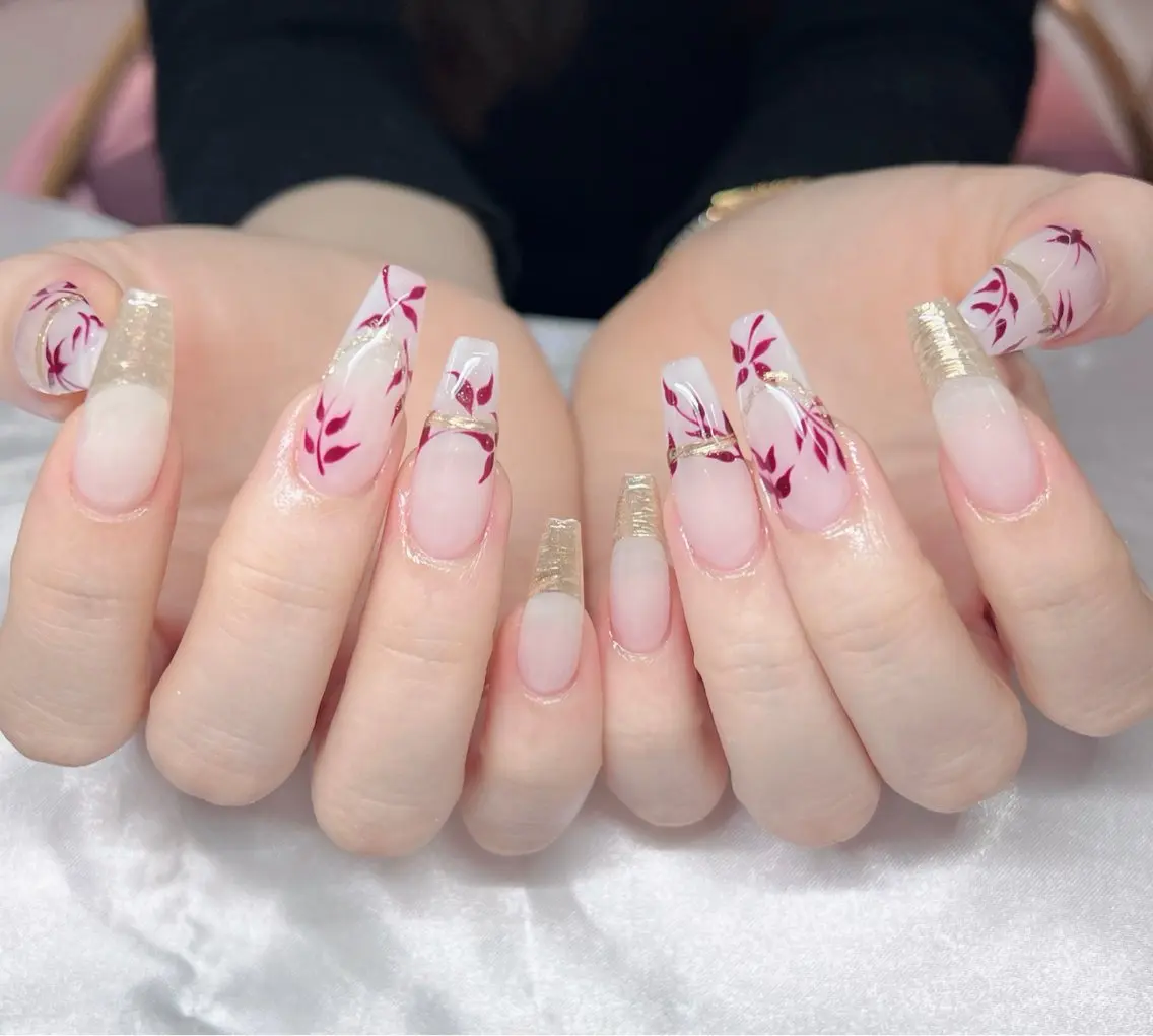 ネイル 🎀PG🩵 ネイルサロンのネイルデザイン