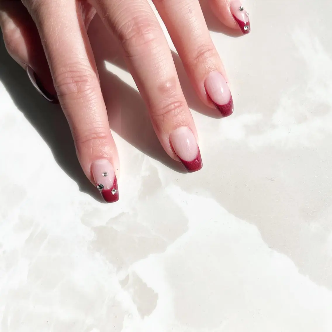 ネイル フレンチネイル 赤色 587nail *のネイルデザイン