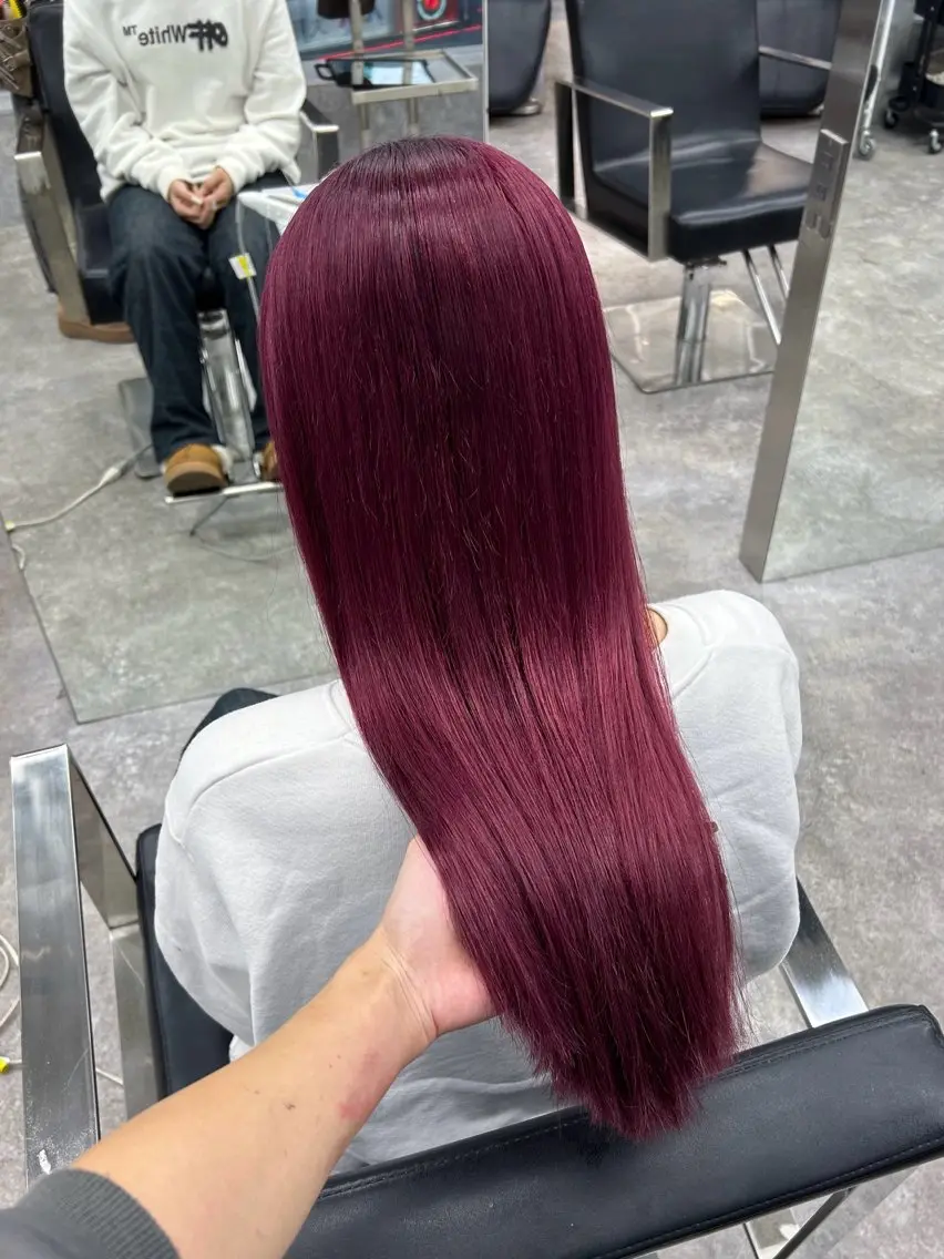 カラー AI KAのヘアスタイル