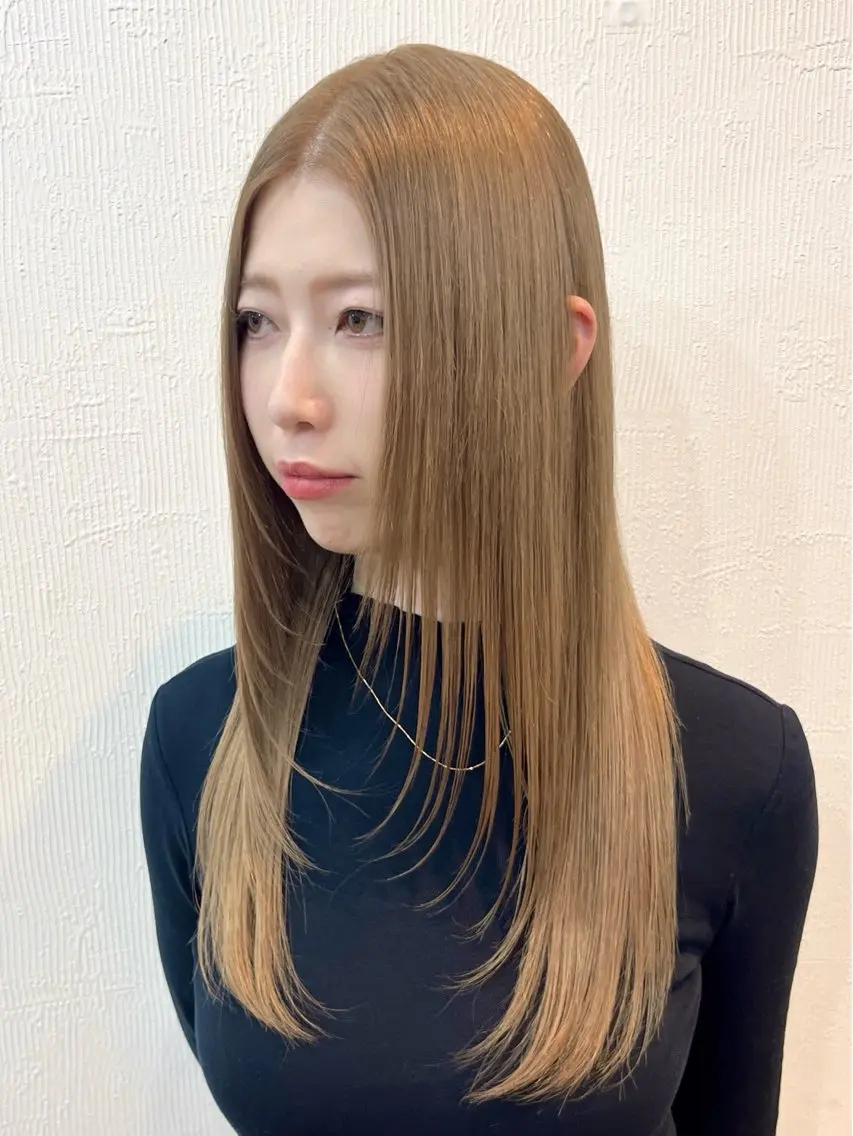 ロング カラー ヘアカラー トリートメント ヘッドスパ 【店長】ブリーチ指名 No.1戸塚優思のヘアスタイル