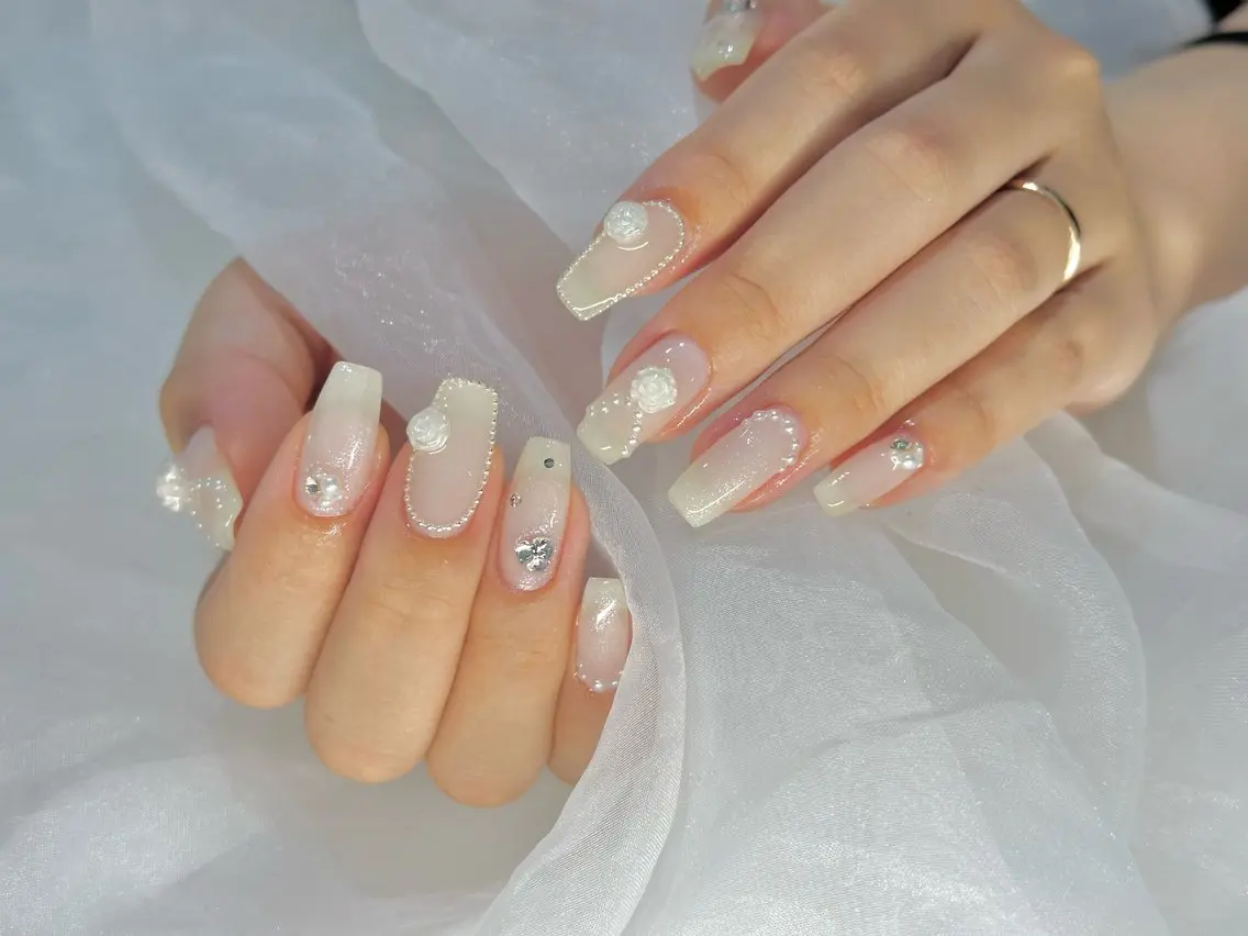 ネイル Lino nailのネイルデザイン