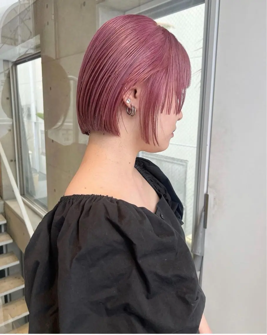 ショート カラー ヘアカラー 黒井 瑠菜のヘアスタイル