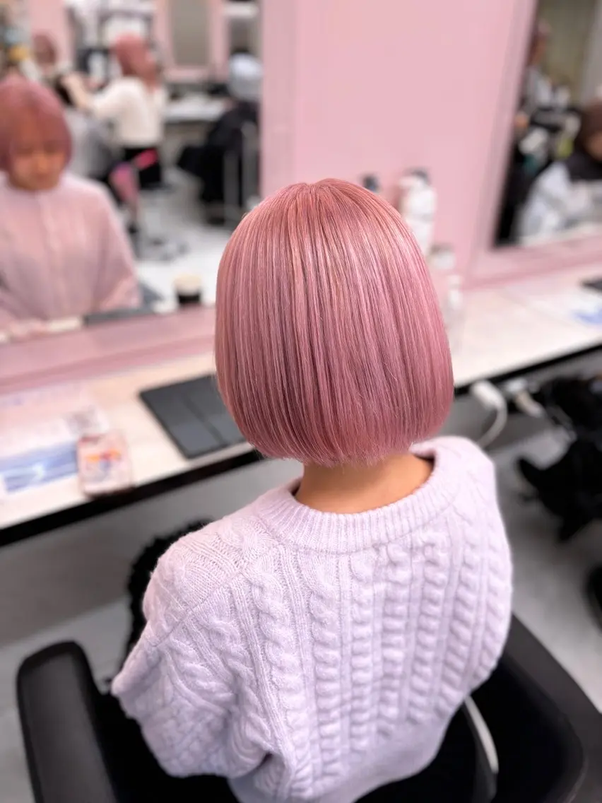 ショート カラー ダブルカラー ピンクカラー 髪質改善 トリートメント 💙ハイトーン韓国風 色白ヘア💙manaのヘアスタイル