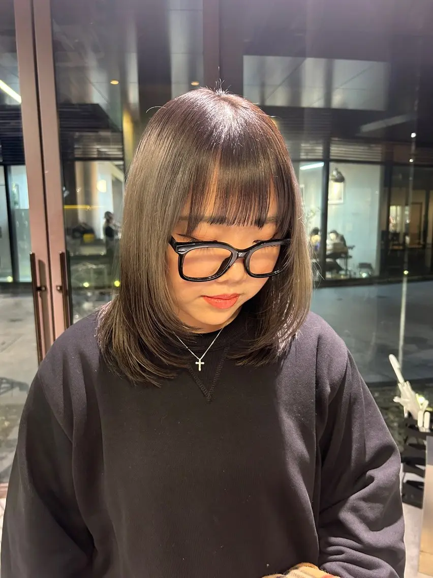 ミディアム yuka 【ユウカ】のヘアスタイル