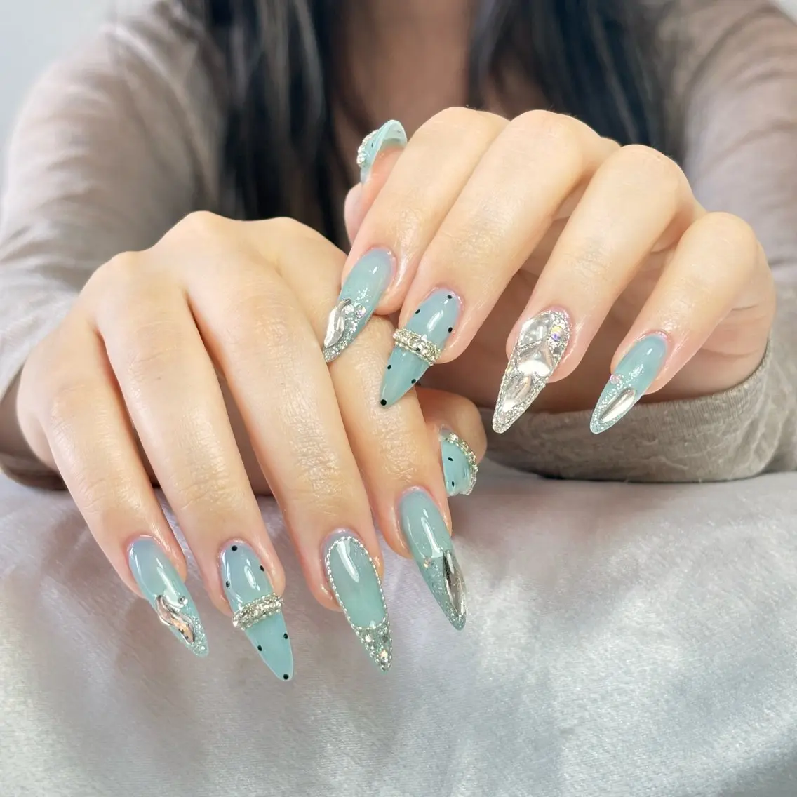 ネイル 長さ出し フレンチネイル 韓国ネイル マグネットネイル ミラーネイル ハンドネイル Kiwami nailsalonのネイルデザイン