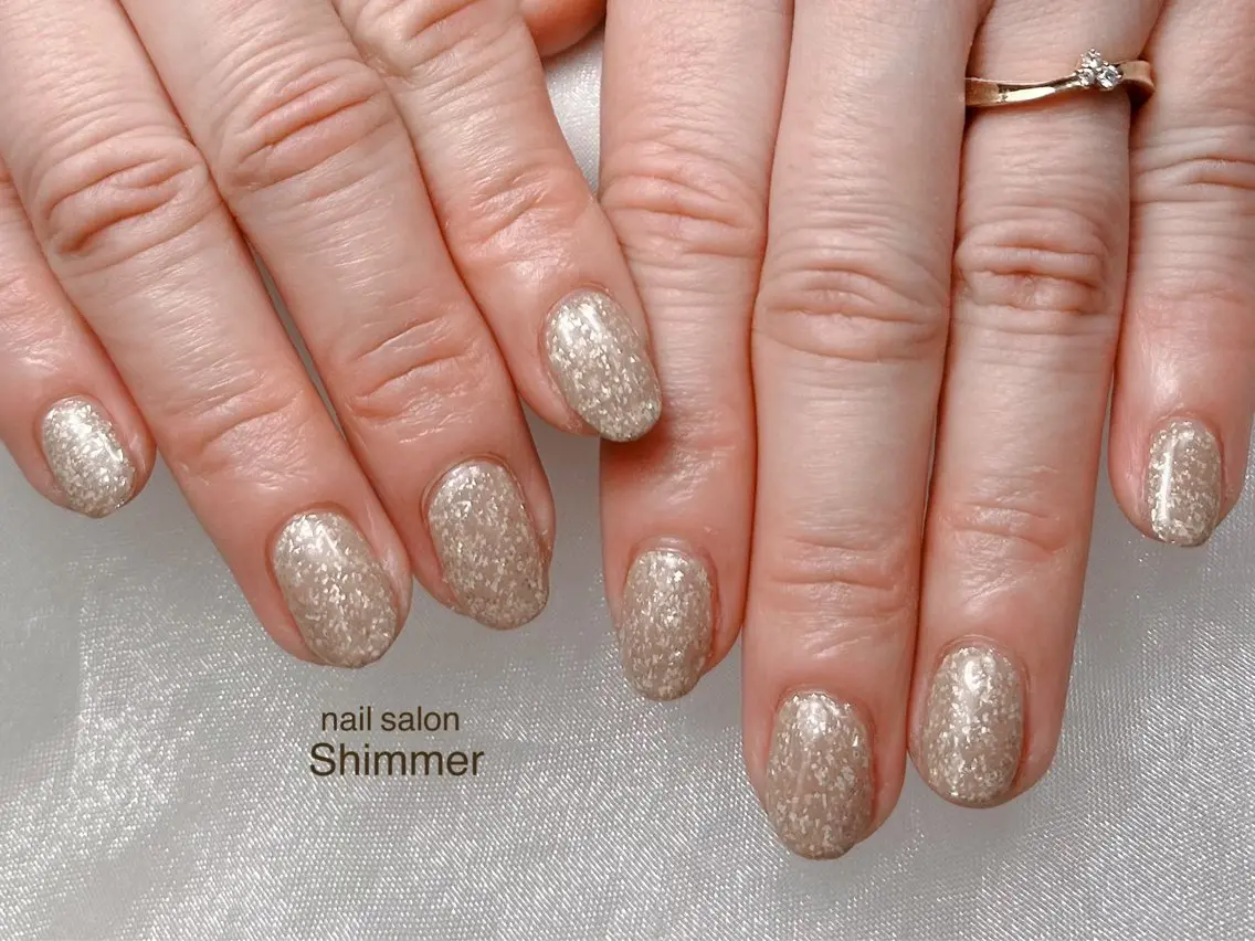 ネイル Shimmer Risaのネイルデザイン