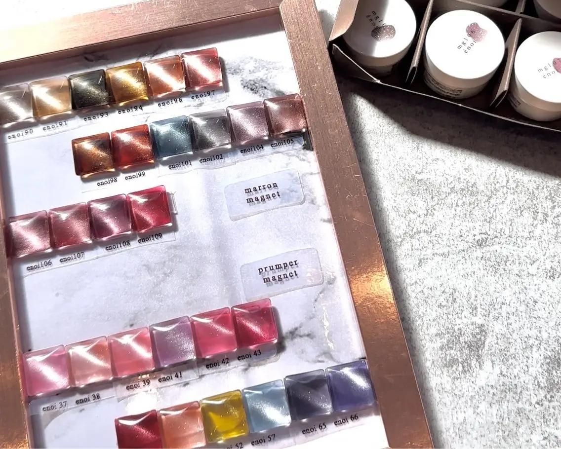 ネイル マグネットネイル nailsalon mieuxのネイルデザイン